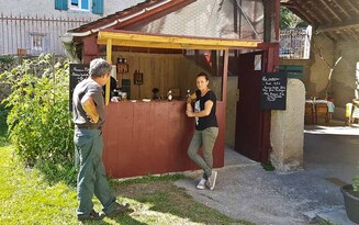 Bar Gîte Chaneü-restaurant en vallée d'aspe-bar tapas en vallée d'aspe- déguster des produits du terroir-Bar restaurant pour des groupes en vallée d'Aspe.
